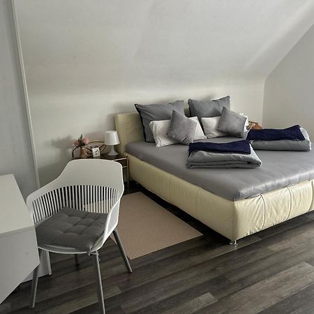 Privat Cozy Room In Mudau Экстерьер фото